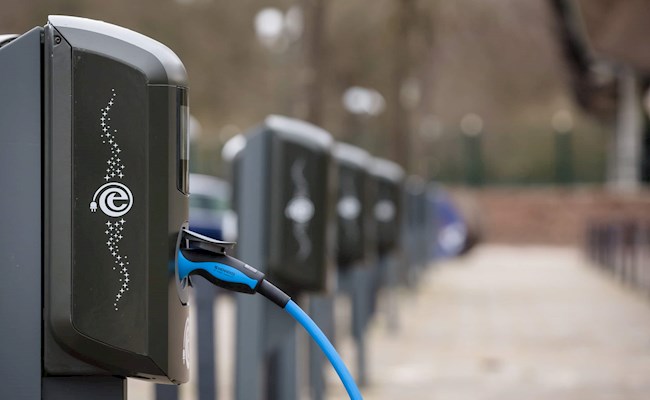 Eneco laadpalen bij de Efteling